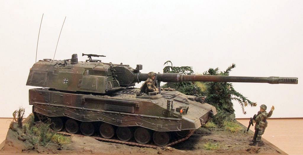 Panzerhaubitze 2000